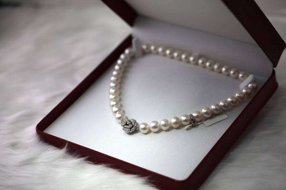 Premium jewellery detail